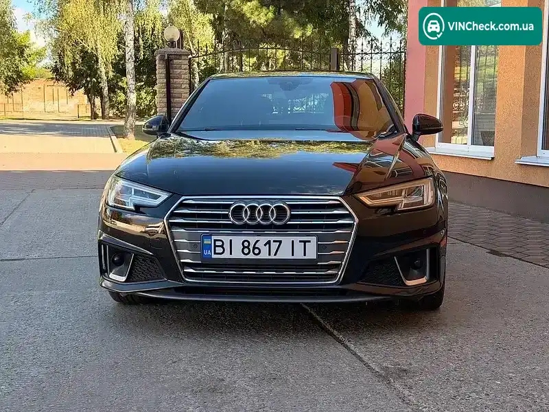 Audi A4 2019, фото з оголошення 2 з 20, VIN WAUENAF44KA077083