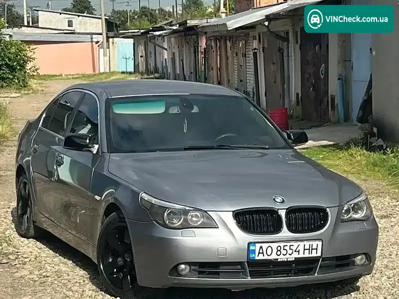 BMW 5 Series 2005, фото з оголошення 2 з 12, VIN WBANC51070B119092