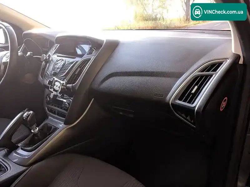 Ford Focus 2011, фото з оголошення 2 з 20, VIN WF0LXXGCBLBM10579