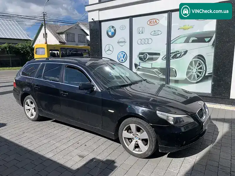 BMW 5 Series 2006, фото з оголошення 2 з 11, VIN WBANN51040B099233