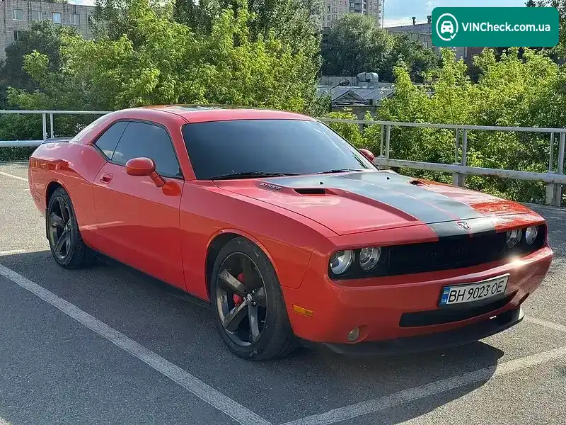 Dodge Challenger 2010, фото з оголошення 2 з 20, VIN 2B3CJ7DW5AH270437