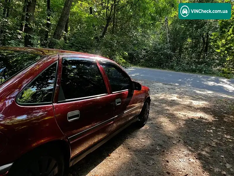 Opel Vectra 1990, фото з оголошення 2 з 20, VIN W0L000087L1083292