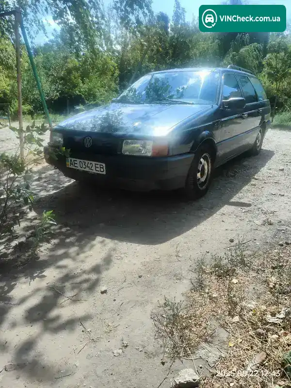Volkswagen Passat 1990, фото з оголошення 1 з 8, VIN WVWZZZ31ZLE008501
