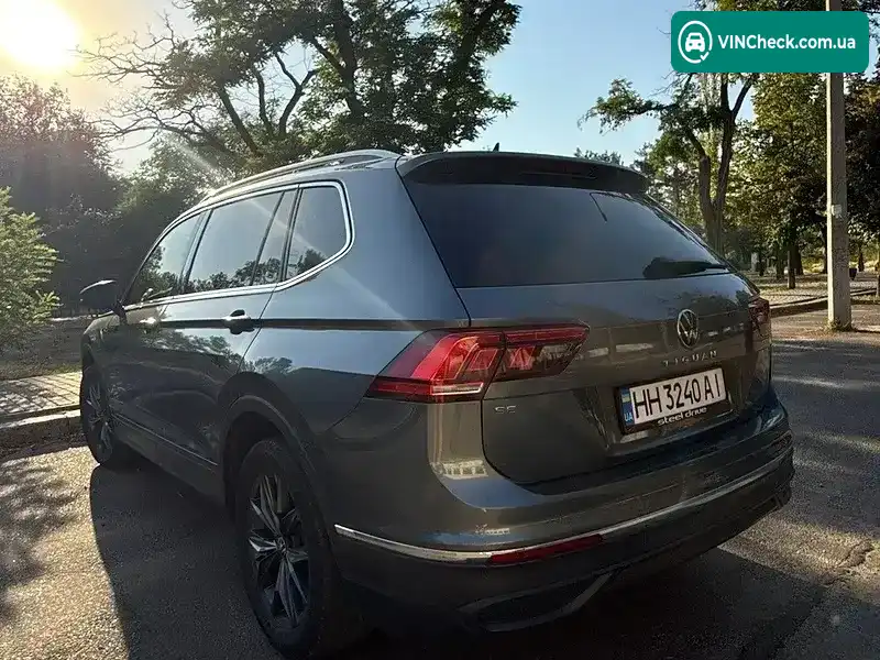 Volkswagen Tiguan 2022, фото з оголошення 1 з 17, VIN 3VV3B7AX7NM162158