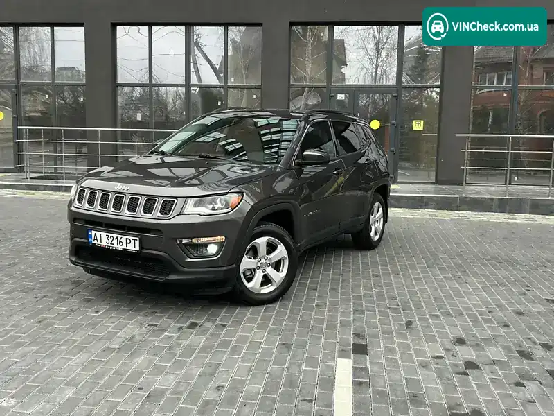 Jeep Compass 2018, фото з оголошення 2 з 20, VIN 3C4NJDBB7JT342834