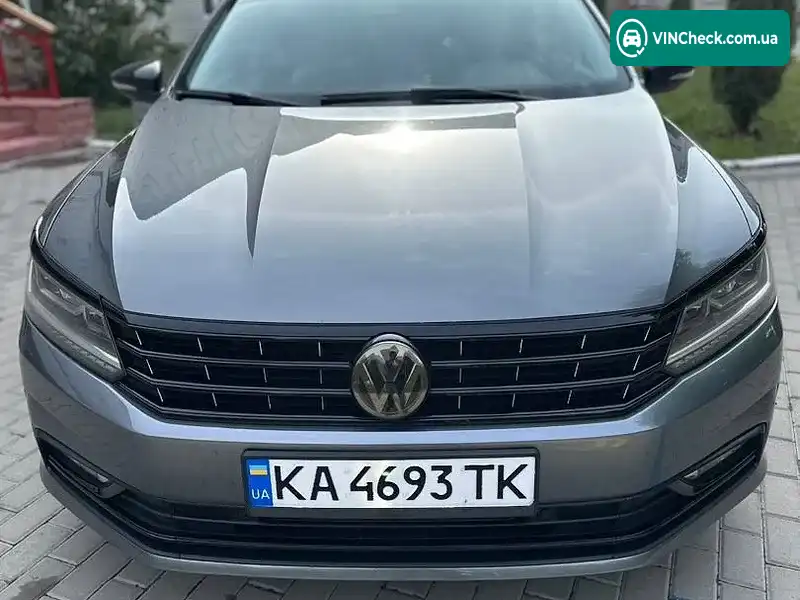 Volkswagen Passat 2016, фото з оголошення 1 з 20, VIN 1VWBS7A37GC048010