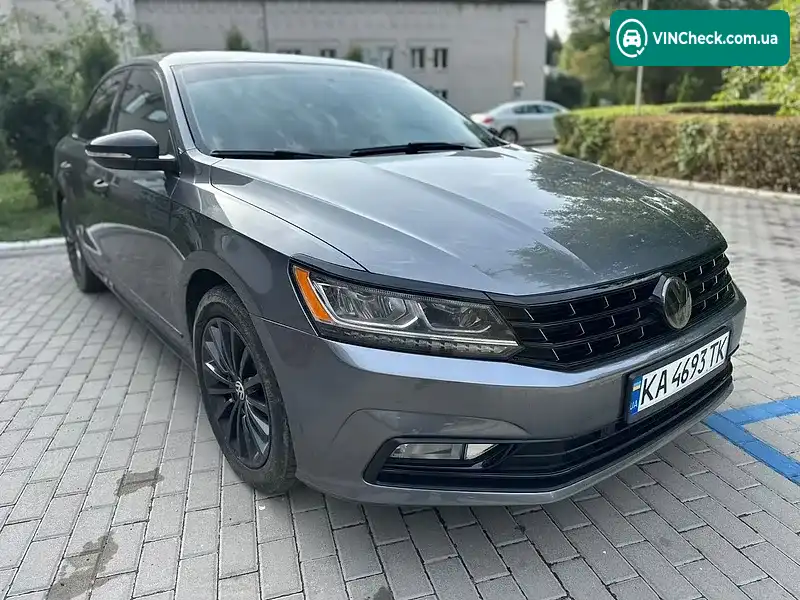 Volkswagen Passat 2016, фото з оголошення 2 з 20, VIN 1VWBS7A37GC048010