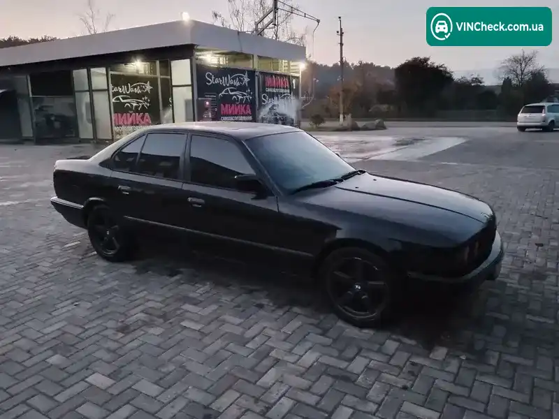 BMW 5 Series 1990, фото з оголошення 2 з 10, VIN WBAHD51060BG11738