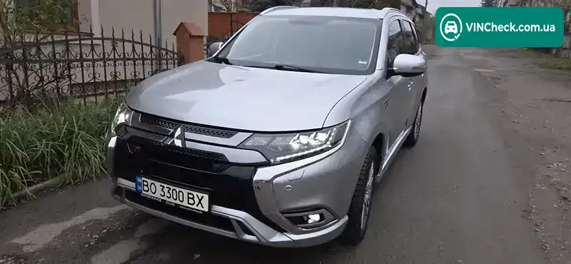 Mitsubishi Outlander 2020, фото з оголошення 1 з 17, VIN JMBXDGG3WLZ040414