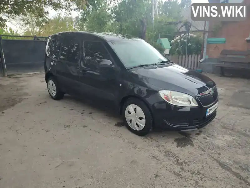 Skoda Roomster 2011, фото з оголошення 2 з 21, VIN TMBNJ25J6B7018710