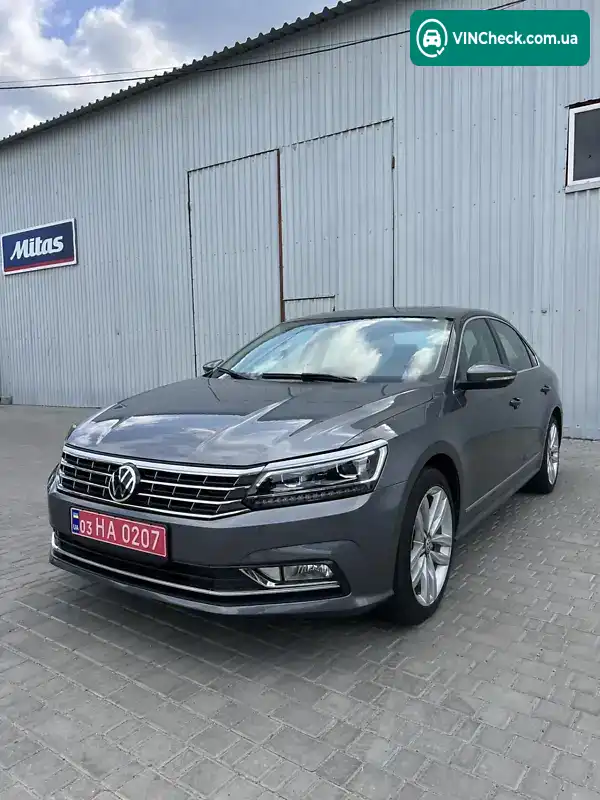 Volkswagen Passat 2016, фото з оголошення 2 з 16, VIN 1VWCS7A37GC065314