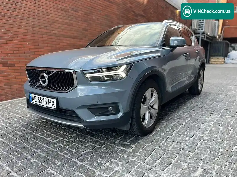 Volvo XC40 2020, фото з оголошення 2 з 13, VIN YV1XZ72VDM2402549