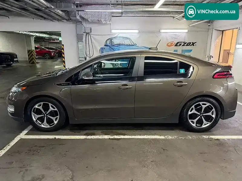 Chevrolet Volt 2015, фото з оголошення 1 з 20, VIN 1G1RB6E46FU117978