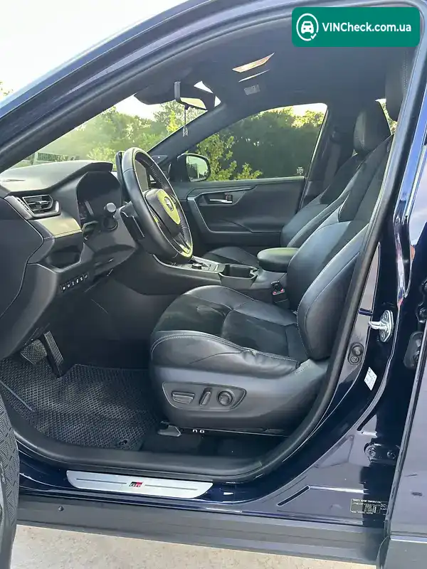 Toyota RAV4 2023, фото з оголошення 2 з 20, VIN JTME03FV20D576479