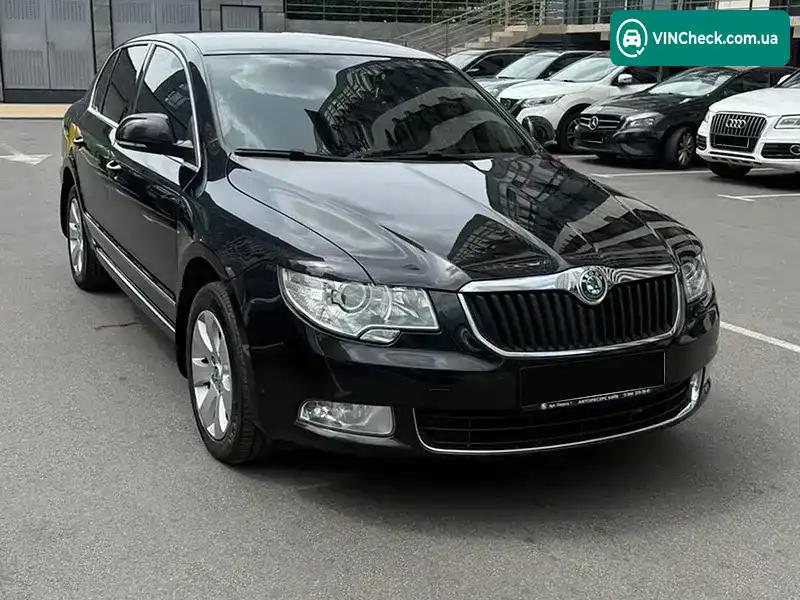Skoda Superb 2012, фото з оголошення 2 з 20, VIN TMBAB43T8DB300164