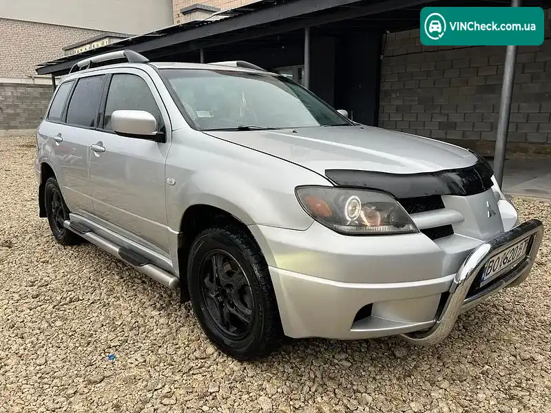 Mitsubishi Outlander 2004, фото з оголошення 2 з 12, VIN JMBXRCU5W4U003156
