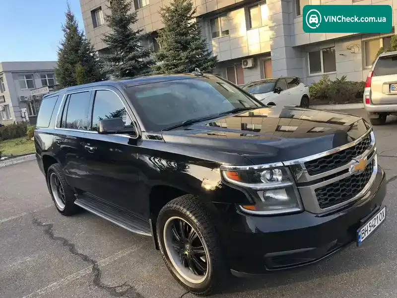 Chevrolet Tahoe 2017, фото з оголошення 1 з 16, VIN 1GNSKDEC5HR204496