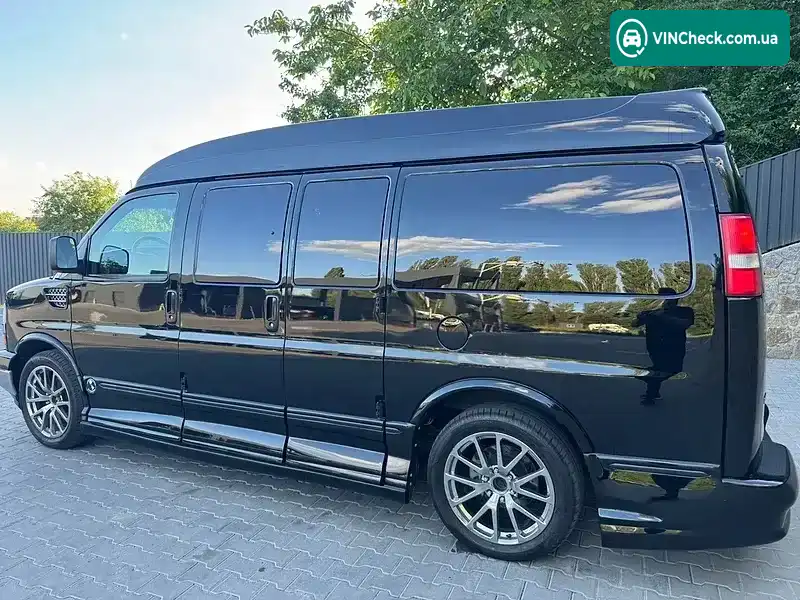 Chevrolet Express 2012, фото з оголошення 2 з 20, VIN 1GBSH9C42C1122513