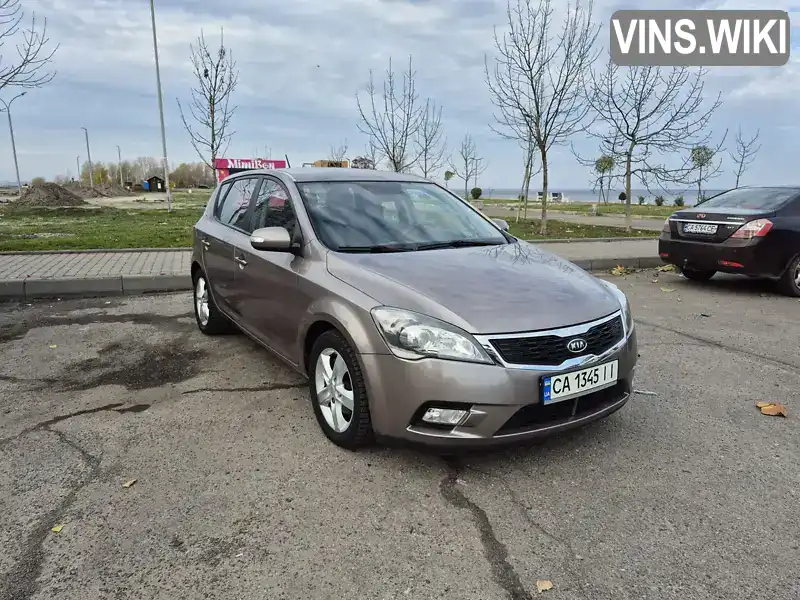 Kia Ceed 2010, фото з оголошення 2 з 21, VIN U5YHC512AAL221482