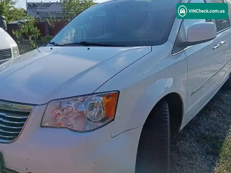 Chrysler Town & Country 2015, фото з оголошення 2 з 9, VIN 2C4RC1BG5GR105177