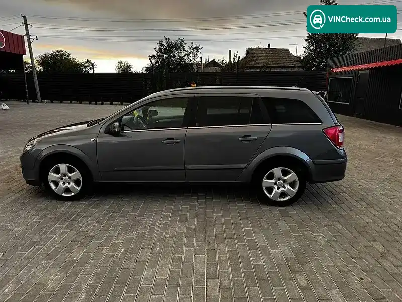 Opel Astra 2006, фото з оголошення 2 з 18, VIN W0L0AHL3572069238
