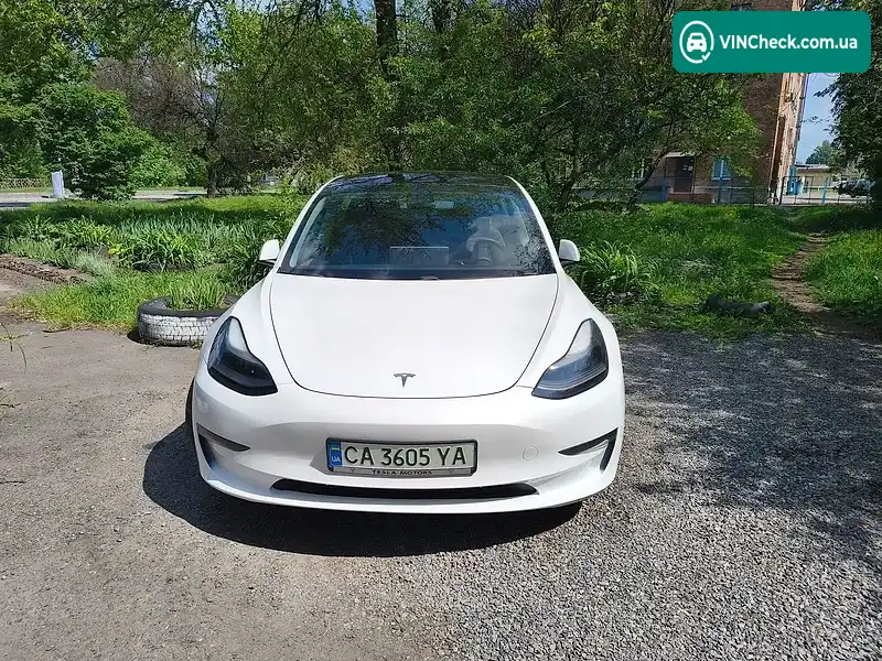 Tesla Model 3 2021, фото з оголошення 2 з 20, VIN 5YJ3E1EA9MF996427