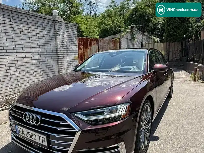 Audi A8 2018, фото з оголошення 2 з 20, VIN WAU8DAF8XKN009897