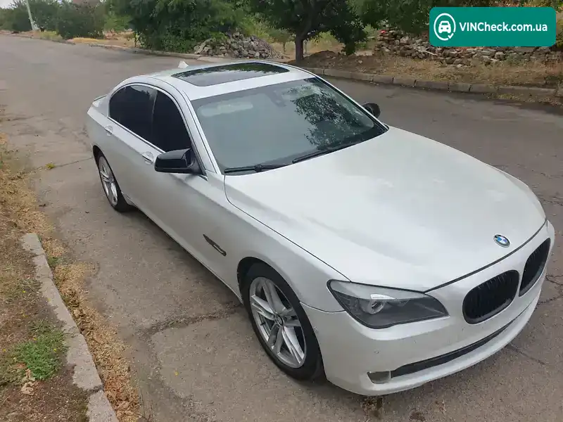 BMW 7 Series 2010, фото з оголошення 2 з 5, VIN WBAKA4C52BC612428