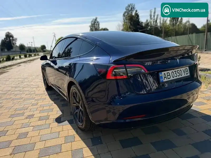 Tesla Model 3 2018, фото з оголошення 2 з 20, VIN 5YJ3E1EB7JF112537