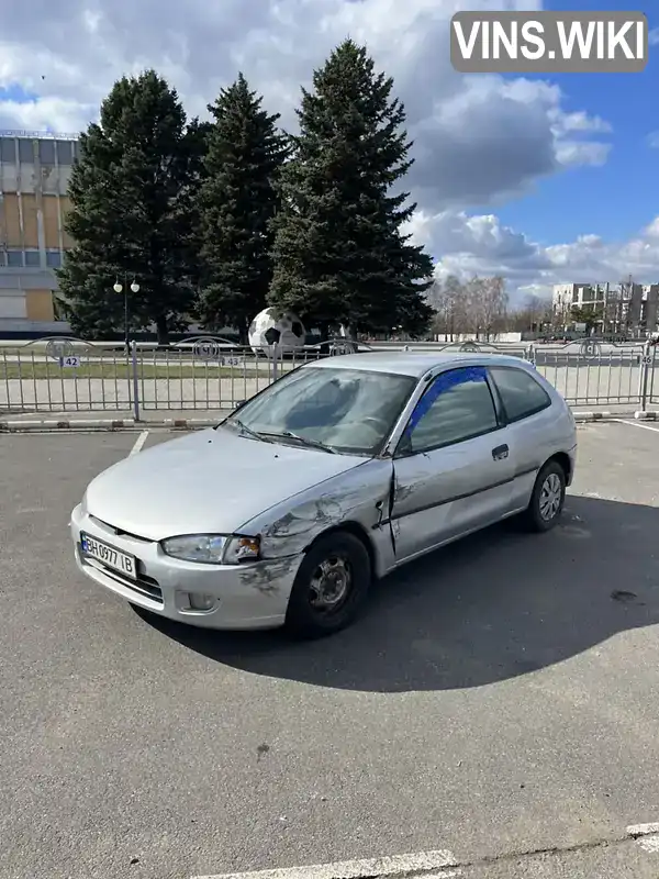 Mitsubishi Colt 1996, фото з оголошення 1 з 14, VIN JMBMNCJ4ATU003362