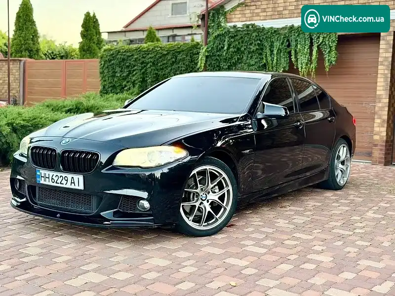 BMW 5 Series 2012, фото з оголошення 2 з 20, VIN WBAXG5C58CDY29147