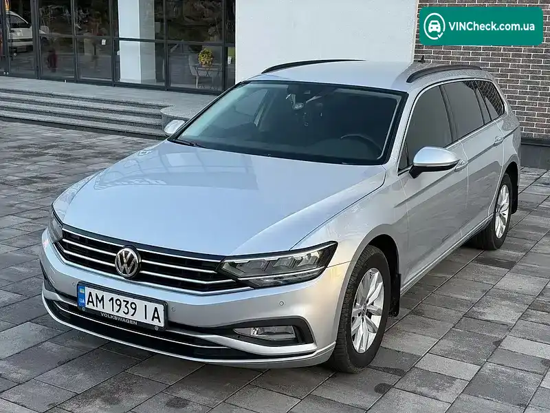 Volkswagen Passat 2019, фото з оголошення 2 з 20, VIN WVWZZZ3CZLE028664
