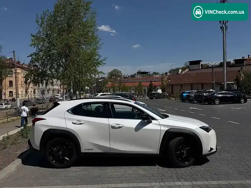 Lexus UX 2021, фото з оголошення 2 з 20, VIN JTHY65BH302112781