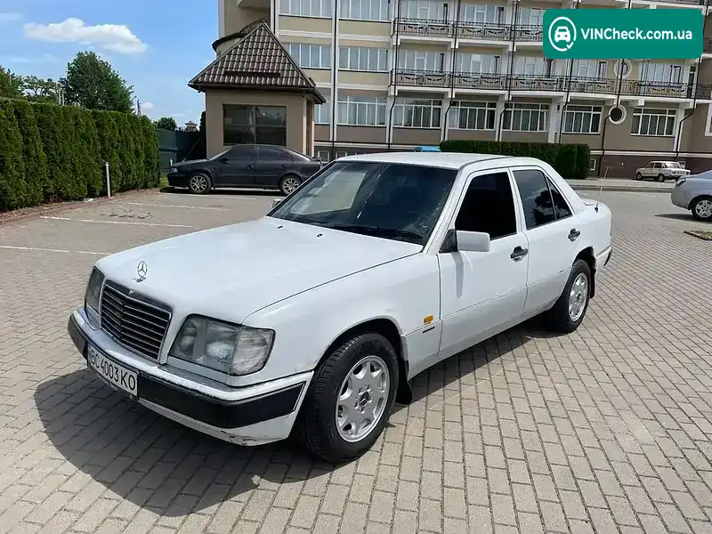 Mercedes-Benz E-Class 1993, фото з оголошення 2 з 10, VIN WDB1241201J003080