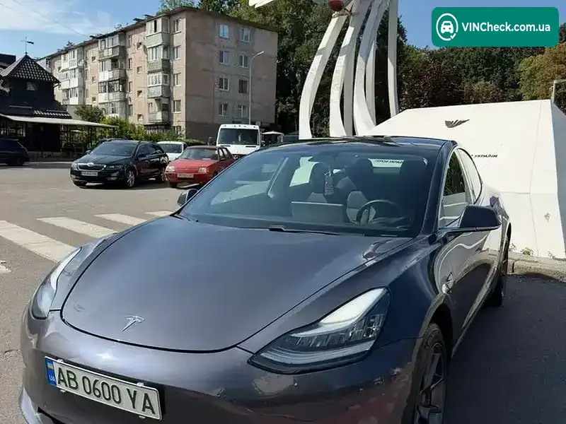 Tesla Model 3 2020, фото з оголошення 2 з 20, VIN 5YJ3E1EA6LF630486