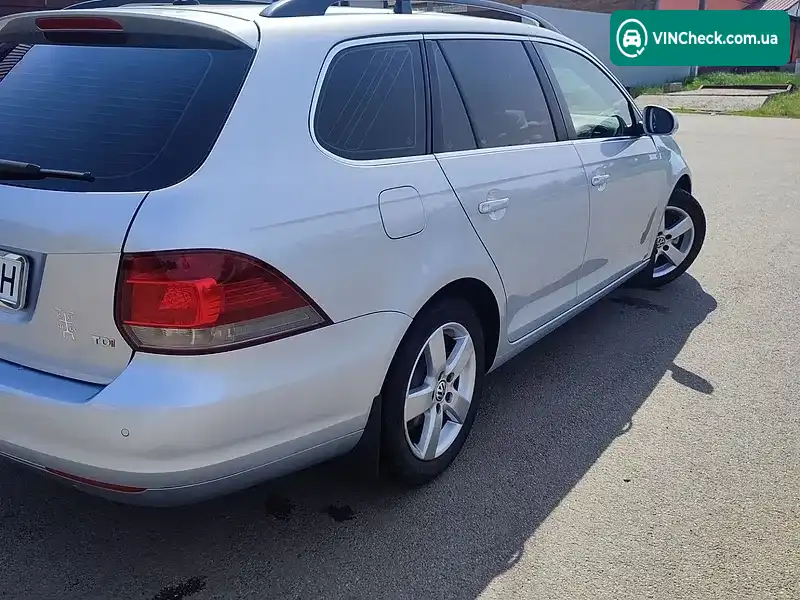 Volkswagen Golf 2010, фото з оголошення 2 з 21, VIN WVWZZZ1KZBM652020