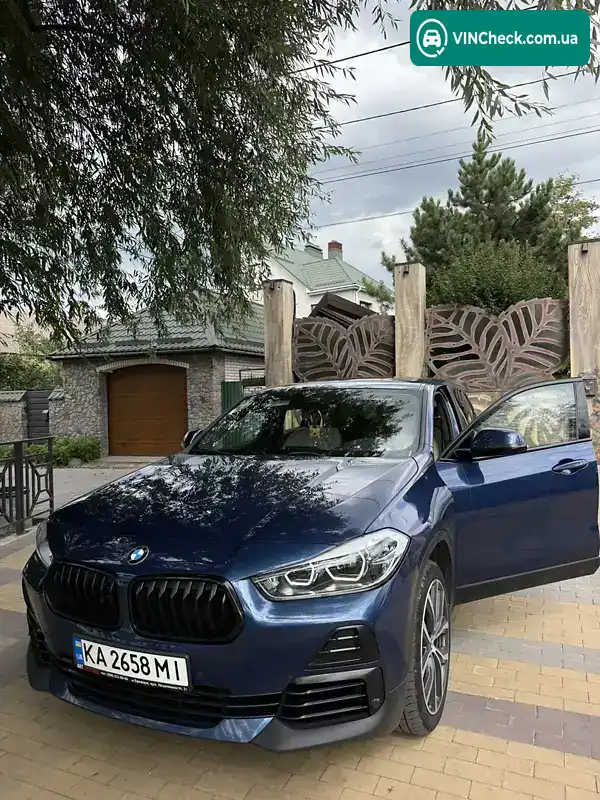 BMW X2 2021, фото з оголошення 2 з 12, VIN WBXYH9C08N5U63996