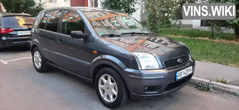 Ford Fusion 2004, фото з оголошення 1 з 16, VIN WF0UXXGAJU4C17569
