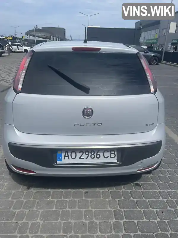 Fiat Punto 2011, фото з оголошення 2 з 14, VIN ZFA19900000756969