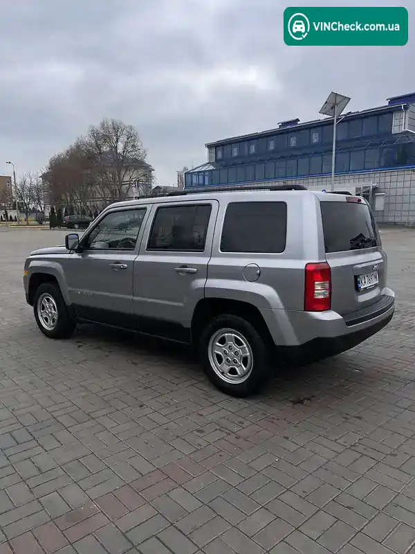 Jeep Patriot 2015, фото з оголошення 2 з 13, VIN 1C4NJPBB8FD376926