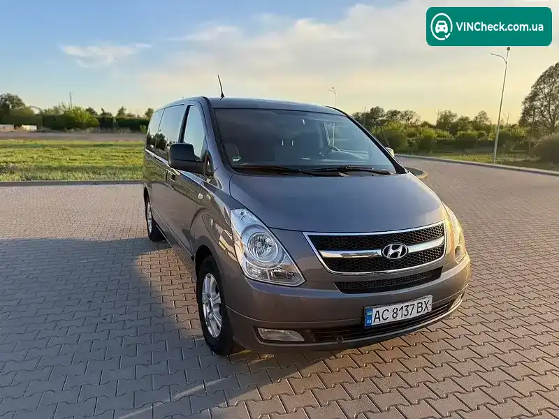 Hyundai H-1 2011, фото з оголошення 2 з 21, VIN KMHWH81KABU390289