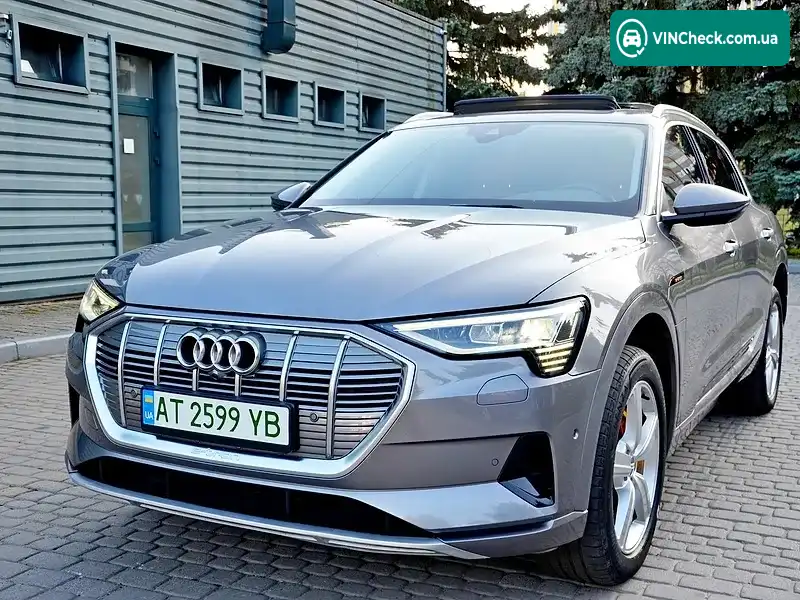 Audi e-tron 2020, фото з оголошення 2 з 20, VIN WAUZZZGE8LB039895