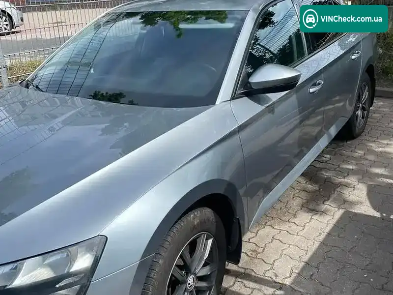 Skoda Superb 2018, фото з оголошення 2 з 16, VIN TMBAL4NP6KB300111