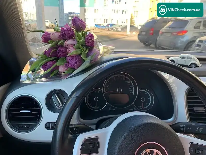 Volkswagen Beetle 2014, фото з оголошення 2 з 5, VIN 3VWJ17AT0EM646711