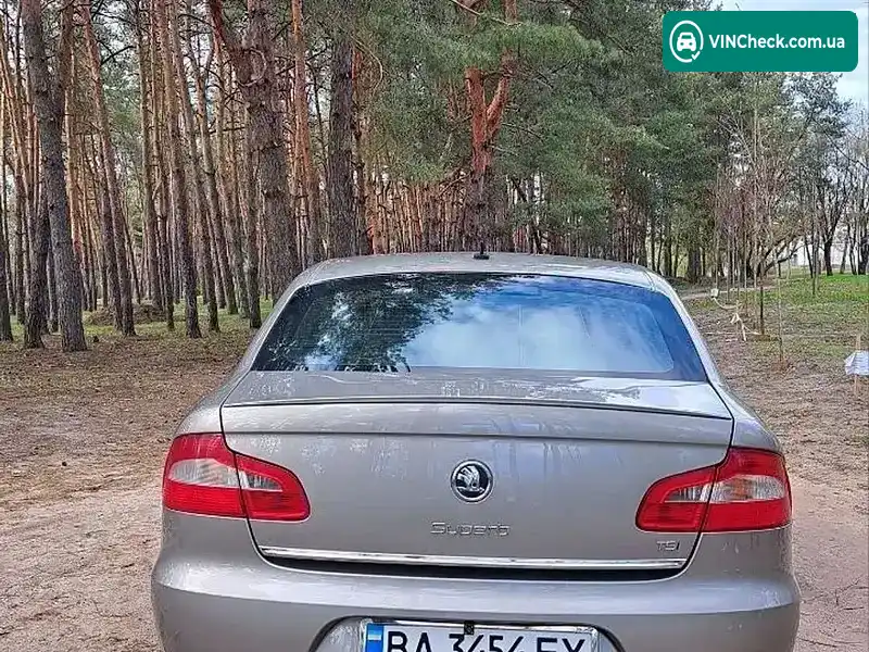 Skoda Superb 2010, фото з оголошення 1 з 21, VIN Y6UAB43TXAB300176