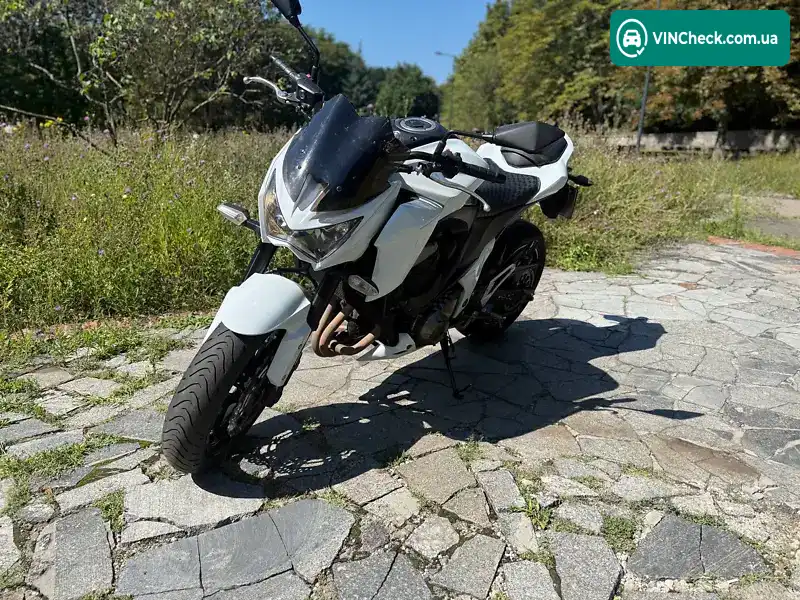 Kawasaki ZR 2015, фото з оголошення 1 з 17, VIN JKBZR800AADA17749