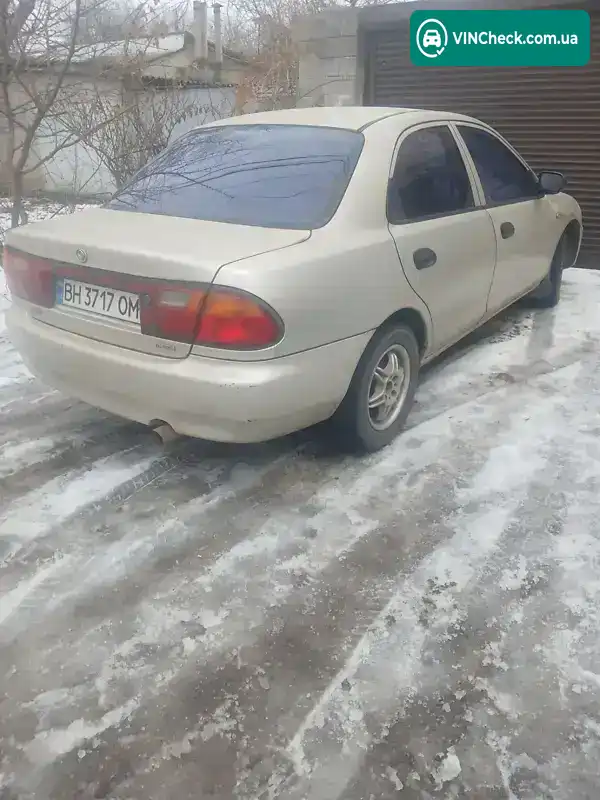 Mazda 323 1995, фото з оголошення 1 з 6, VIN JMZBA123200113925