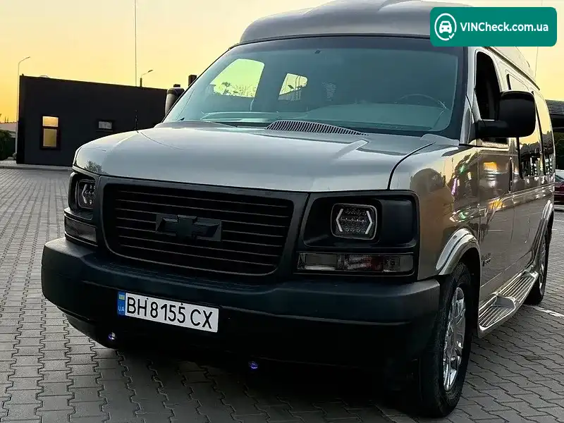 Chevrolet Express 2005, фото з оголошення 2 з 20, VIN 1GCFH15T461145136