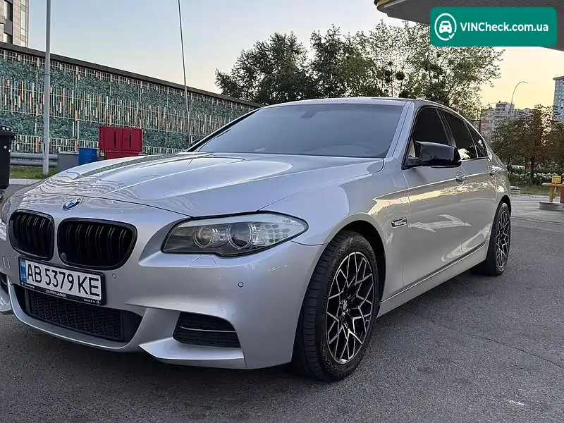 BMW 5 Series 2012, фото з оголошення 1 з 10, VIN WBAFR7C50DC824002