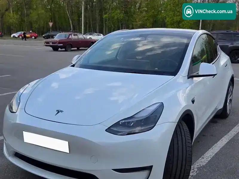 Tesla Model Y 2023, фото з оголошення 1 з 19, VIN 7SAYGDEE7PF683016